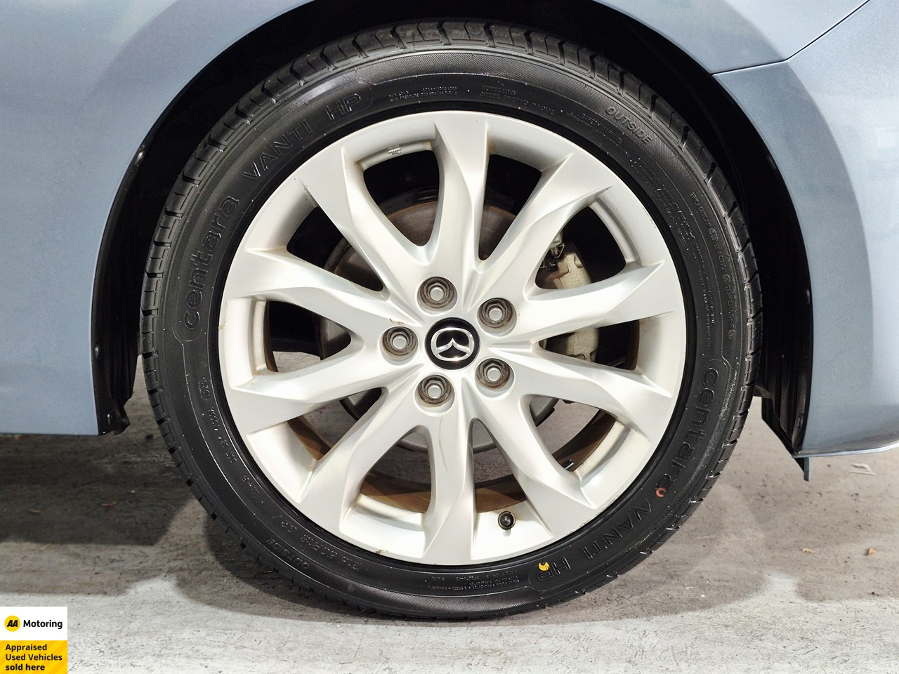 2015 Mazda Axela Sport