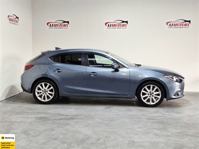 2015 Mazda Axela Sport - Thumbnail