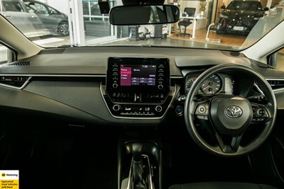 2020 Toyota Corolla - Thumbnail
