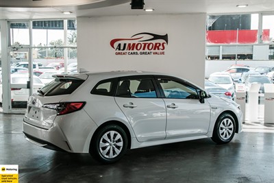 2020 Toyota Corolla - Thumbnail
