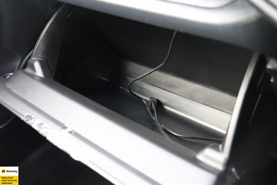 2019 Toyota Aqua - Thumbnail
