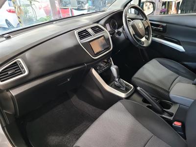 2015 Suzuki SX4 - Thumbnail