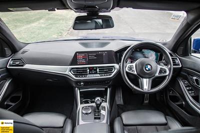 2019 BMW 320i - Thumbnail