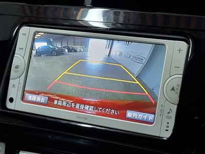 2013 Toyota Prius - Thumbnail