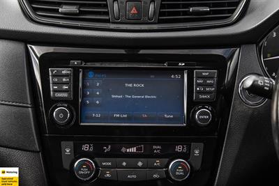 2020 Nissan X-Trail - Thumbnail