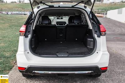 2020 Nissan X-Trail - Thumbnail