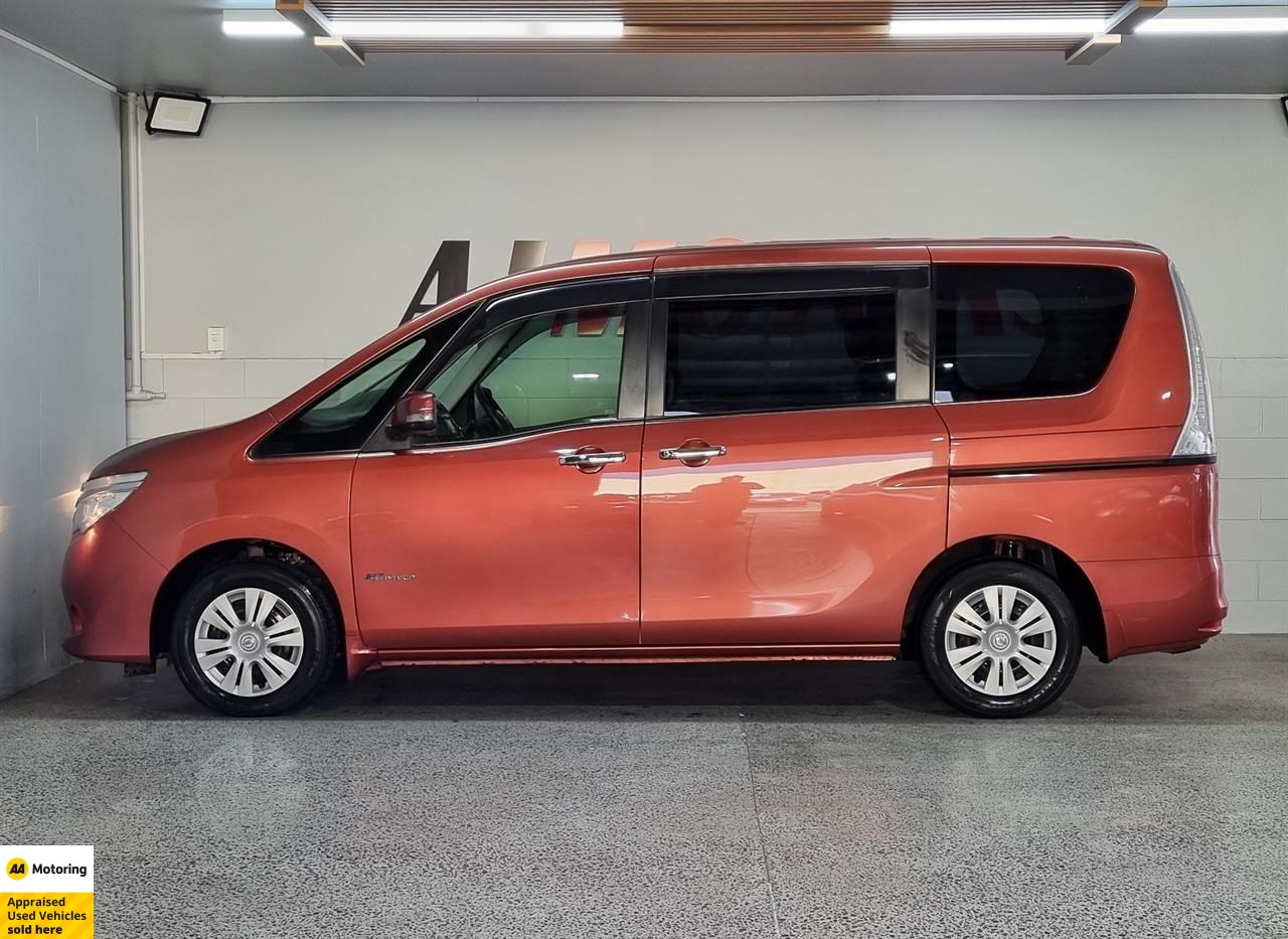 2014 Nissan Serena