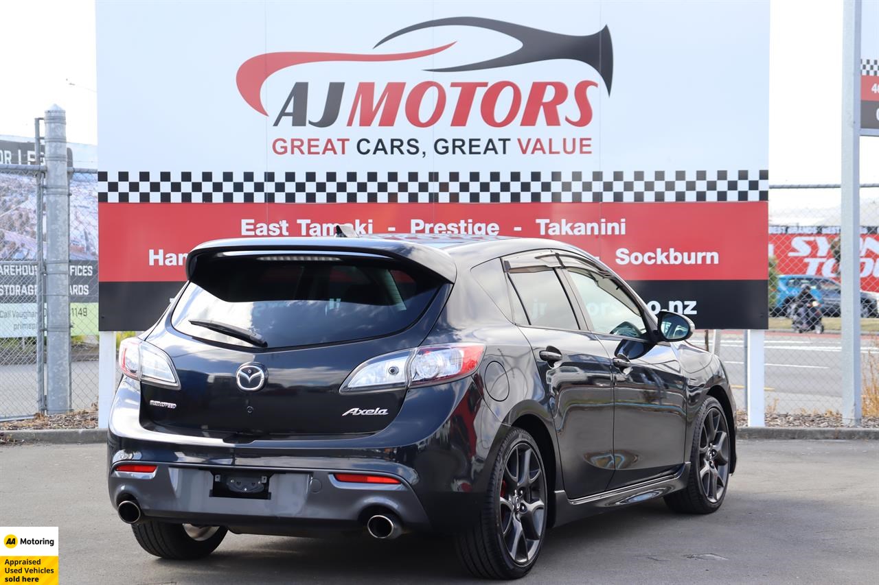2013 Mazda Axela