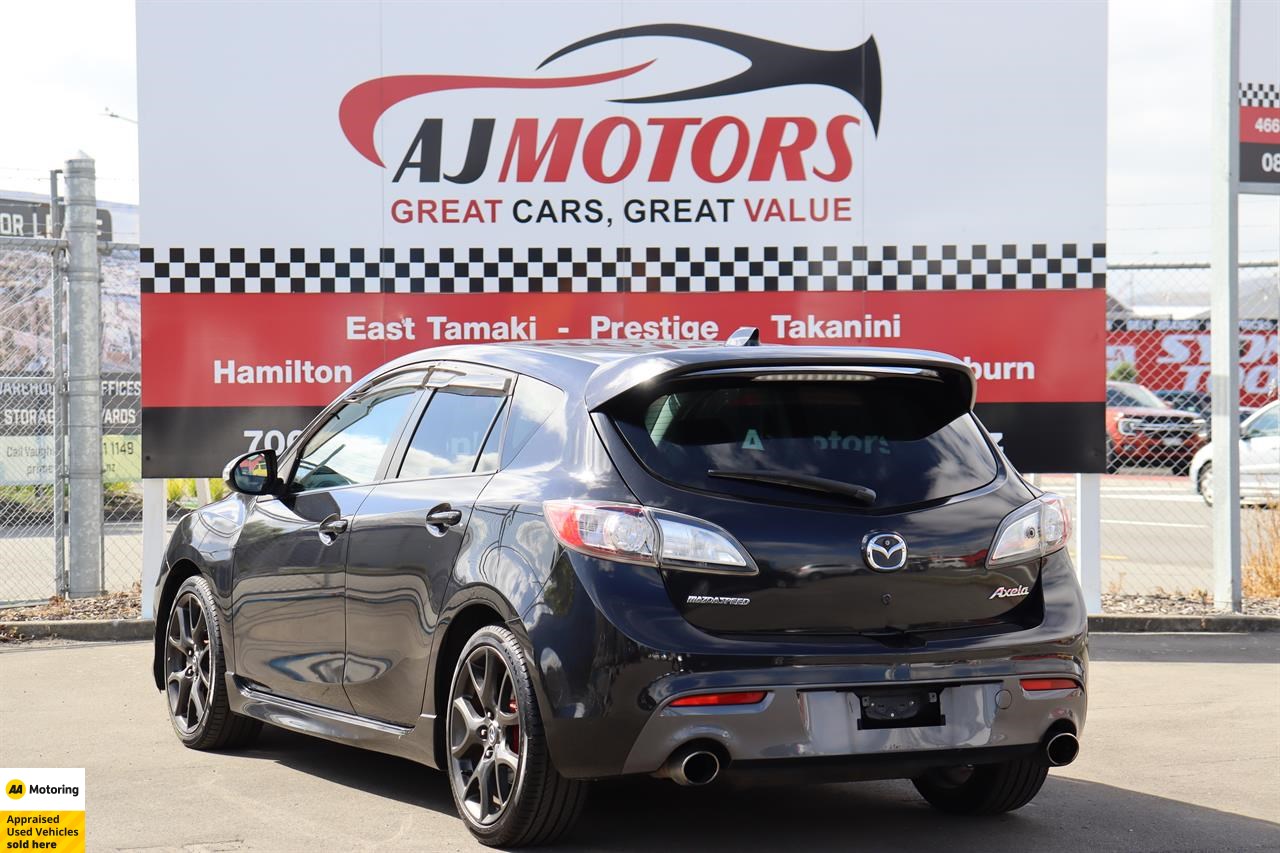 2013 Mazda Axela