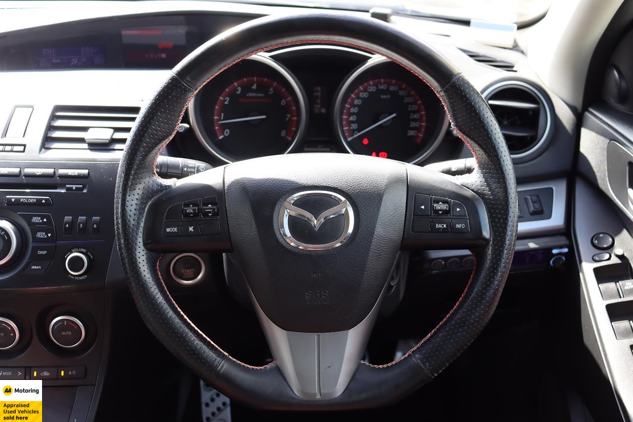 2013 Mazda Axela