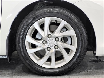 2017 Toyota Corolla - Thumbnail