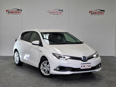 2017 Toyota Corolla - Thumbnail