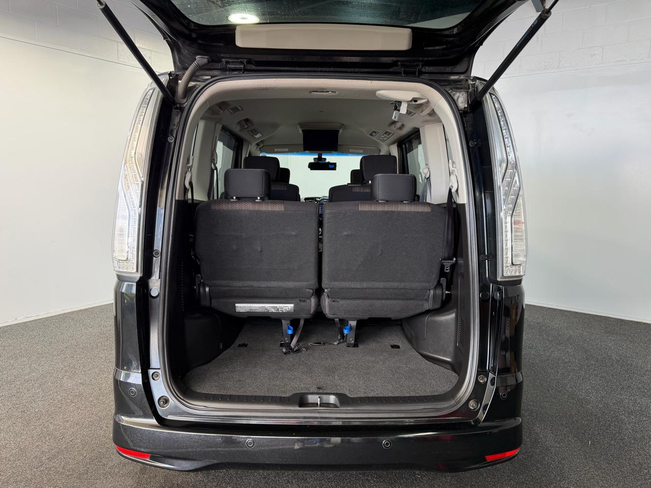 2015 Nissan Serena
