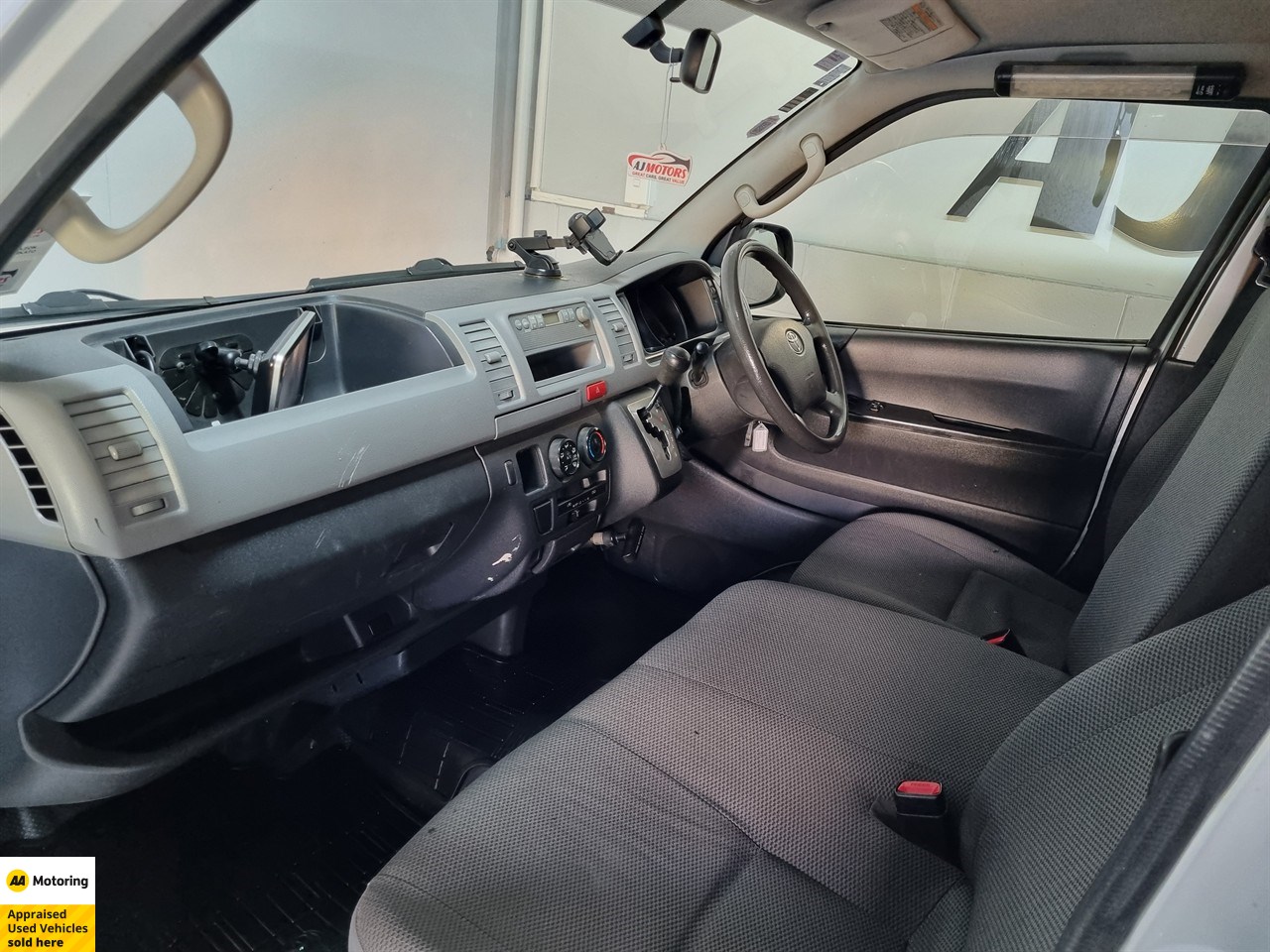 2013 Toyota Hiace