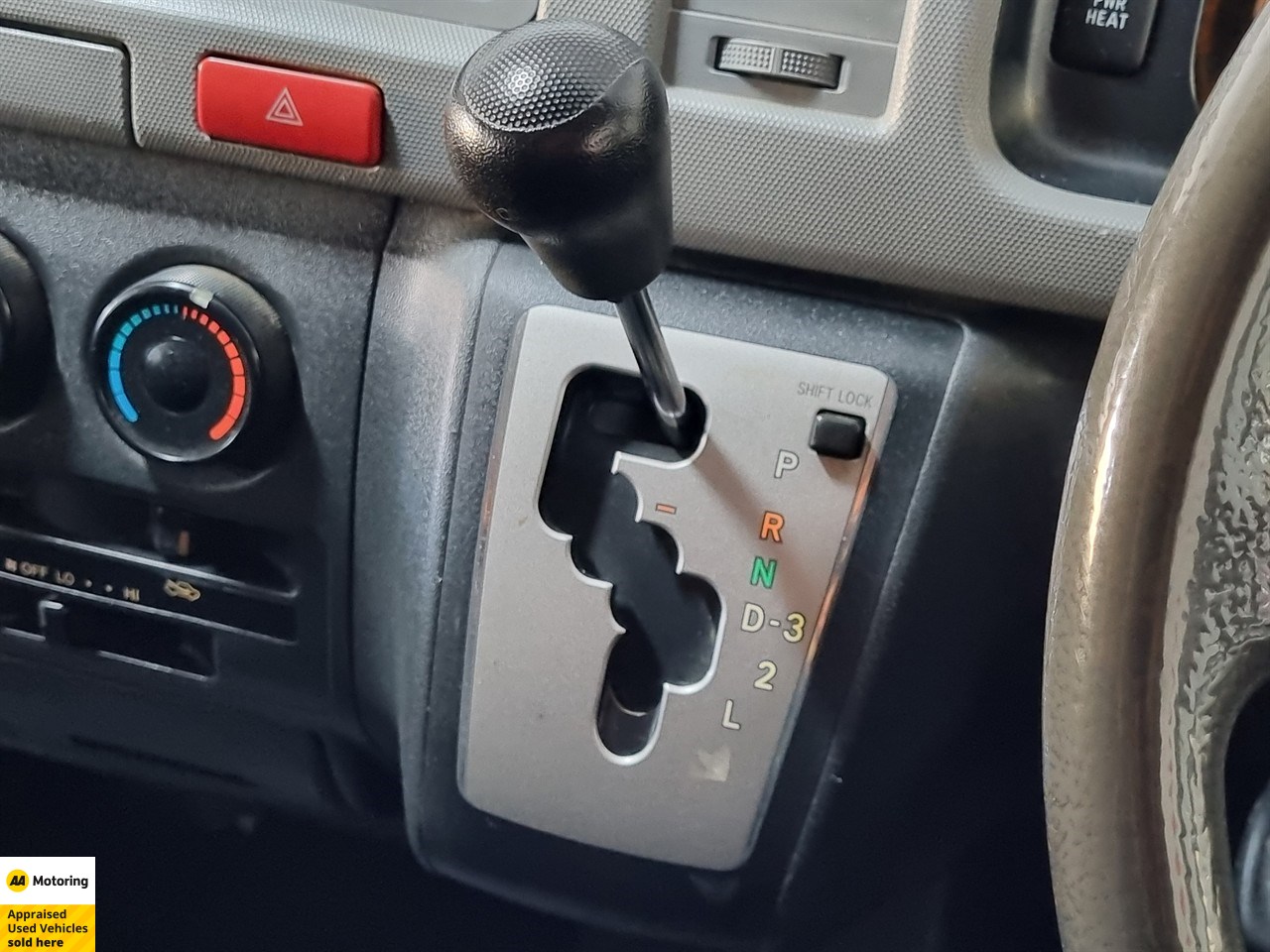 2013 Toyota Hiace
