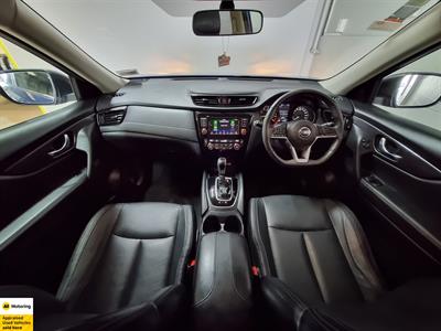 2022 Nissan X-Trail - Thumbnail