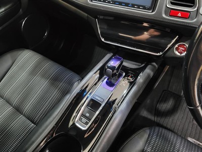 2016 Honda Vezel - Thumbnail