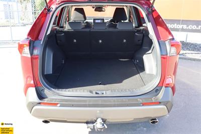 2019 Toyota RAV4 - Thumbnail