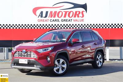 2019 Toyota RAV4 - Thumbnail