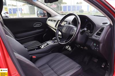 2016 Honda Vezel - Thumbnail