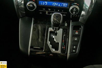 2015 Toyota Alphard - Thumbnail