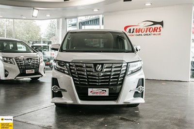 2015 Toyota Alphard - Thumbnail