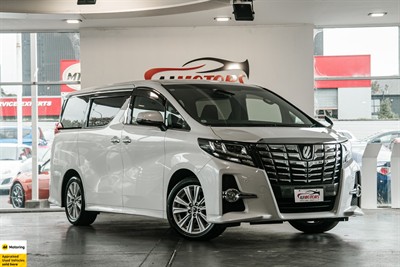 2015 Toyota Alphard - Thumbnail