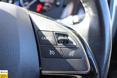 2021 Mitsubishi Outlander - Thumbnail