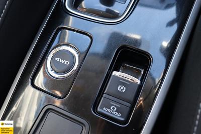 2021 Mitsubishi Outlander - Thumbnail
