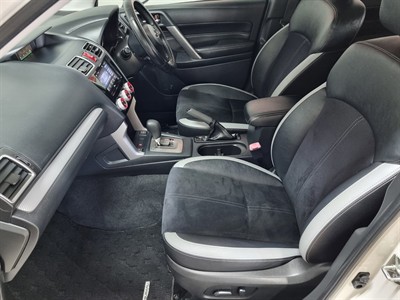 2015 Subaru Forester - Thumbnail