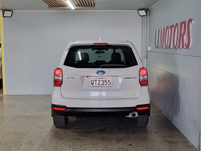 2015 Subaru Forester - Thumbnail