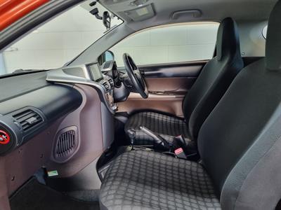 2012 Toyota IQ - Thumbnail