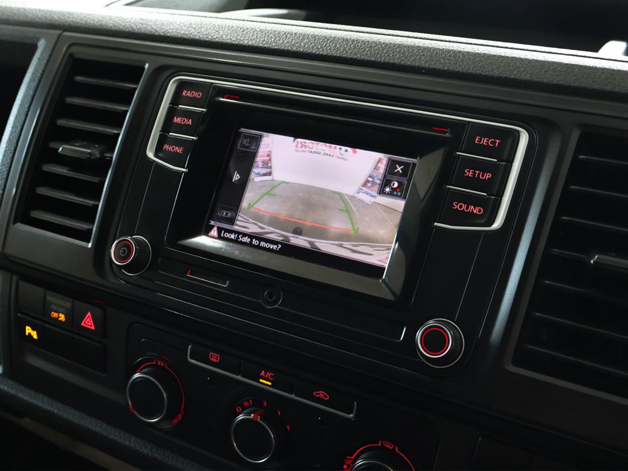 2018 Volkswagen Transporter