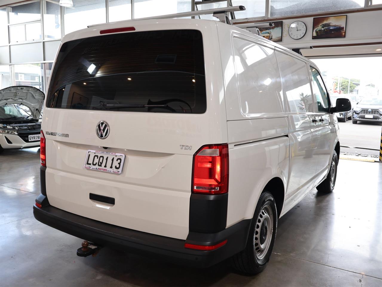 2018 Volkswagen Transporter