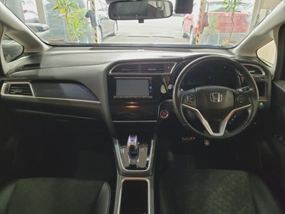 2016 Honda Shuttle - Thumbnail