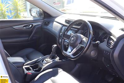 2021 Nissan X-Trail - Thumbnail