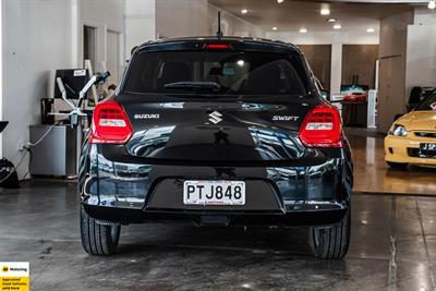2023 Suzuki Swift - Thumbnail