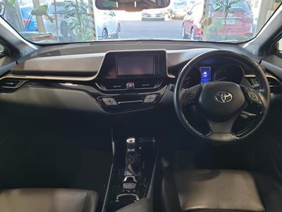 2019 Toyota C-HR - Thumbnail