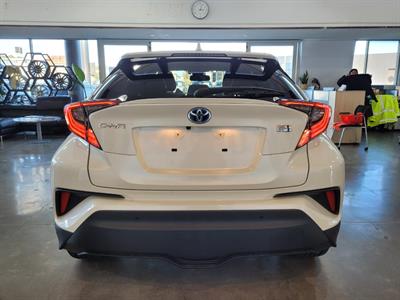 2019 Toyota C-HR - Thumbnail