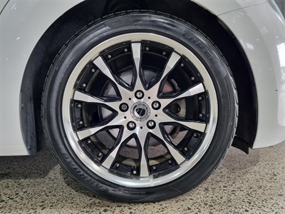 2013 Volkswagen Beetle - Thumbnail