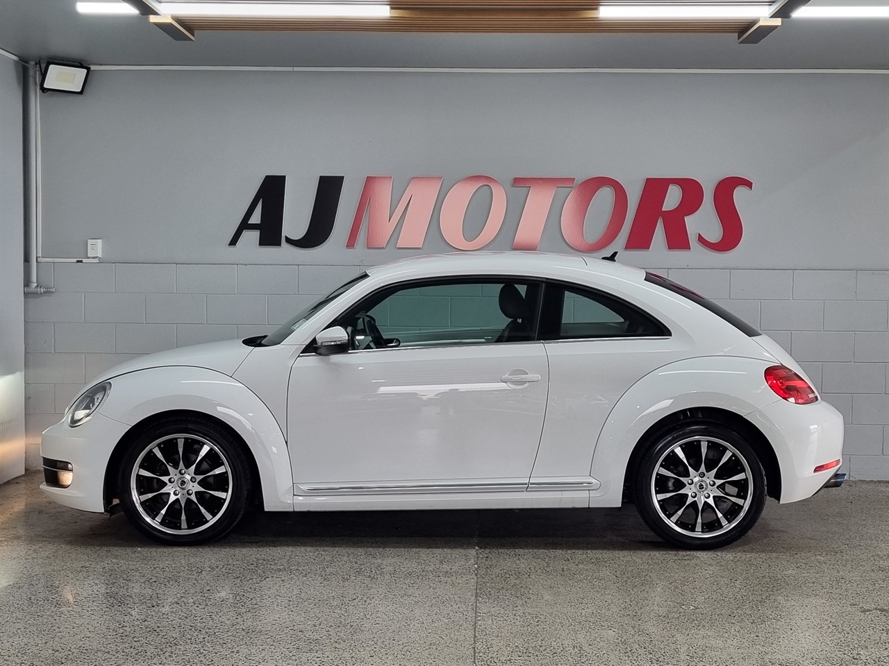 2013 Volkswagen Beetle