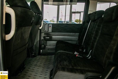 2014 Honda Step Wagon - Thumbnail