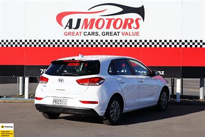 2022 Hyundai i30 - Thumbnail