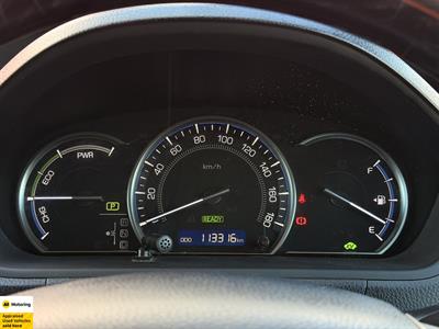 2015 Toyota Esquire - Thumbnail