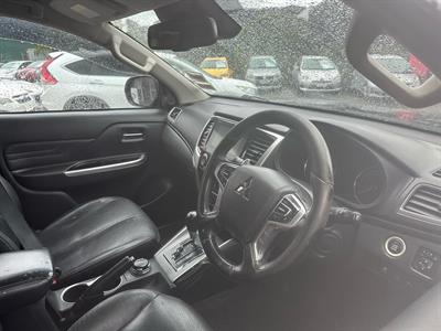 2019 Mitsubishi Triton - Thumbnail