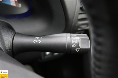 2014 Nissan Leaf - Thumbnail