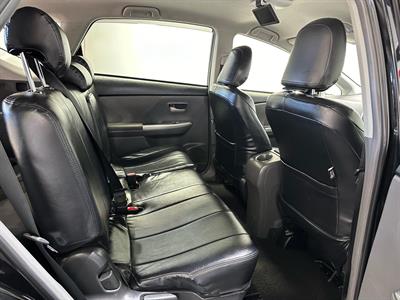 2013 Toyota Prius - Thumbnail