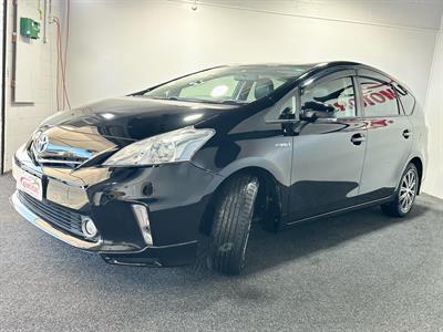 2013 Toyota Prius - Thumbnail
