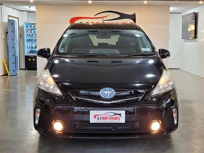 2012 Toyota Prius - Thumbnail
