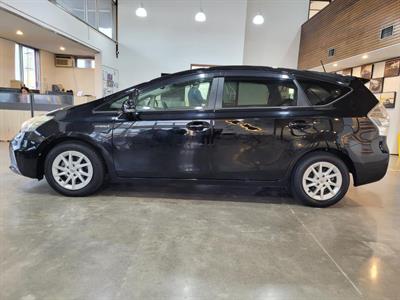 2012 Toyota Prius - Thumbnail